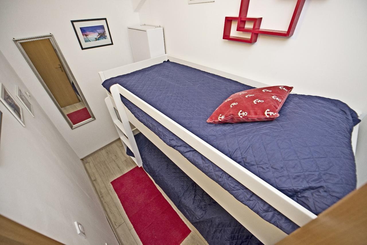 Holiday Home Listesi 1 Trogir Luaran gambar