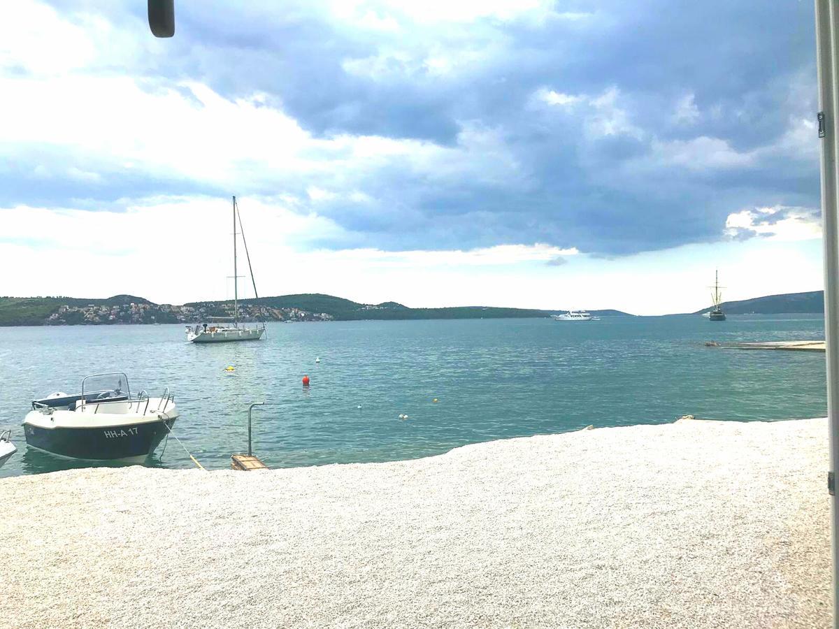 Holiday Home Listesi 1 Trogir Luaran gambar